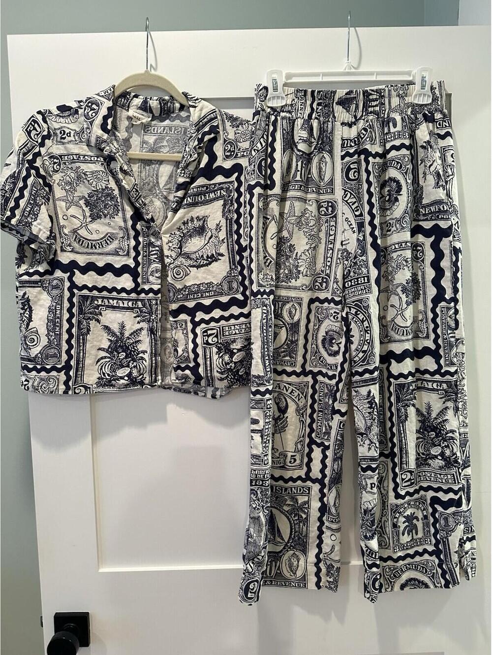 Artelier Nicole Miller Two Piece Set Tropical Navy & Cream Postal Design Size M